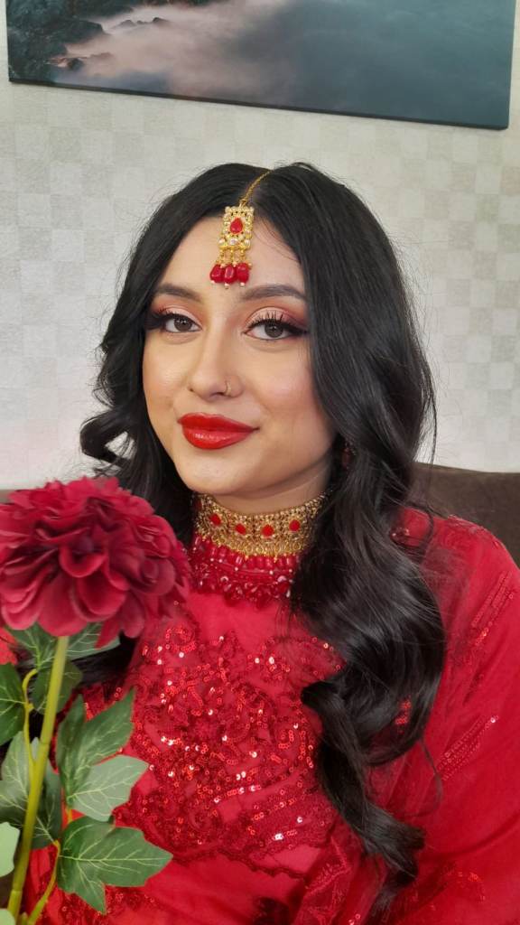 Professional Makeup Artist – Soft Glam & Full Glam (Specialising in Desi Skin Tones)