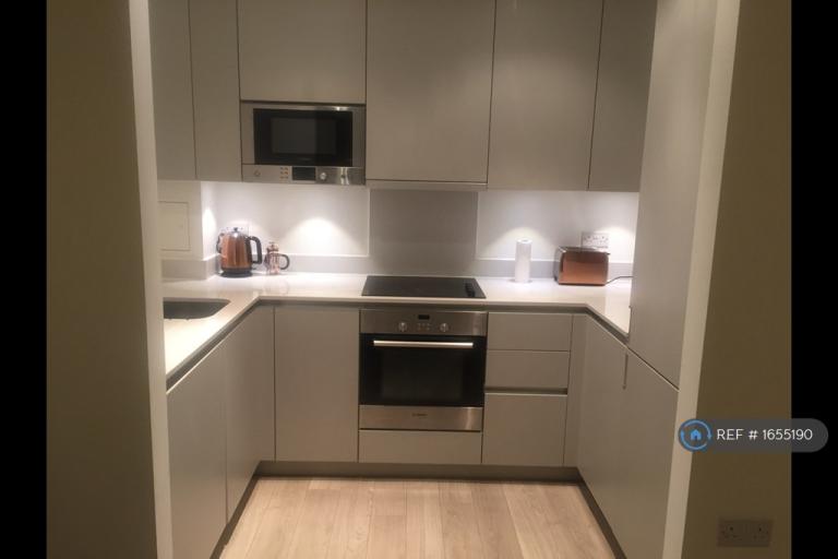 2 bedroom flat in Saffron Central Square, Croydon, CR0 (2 bed) (#1655190)