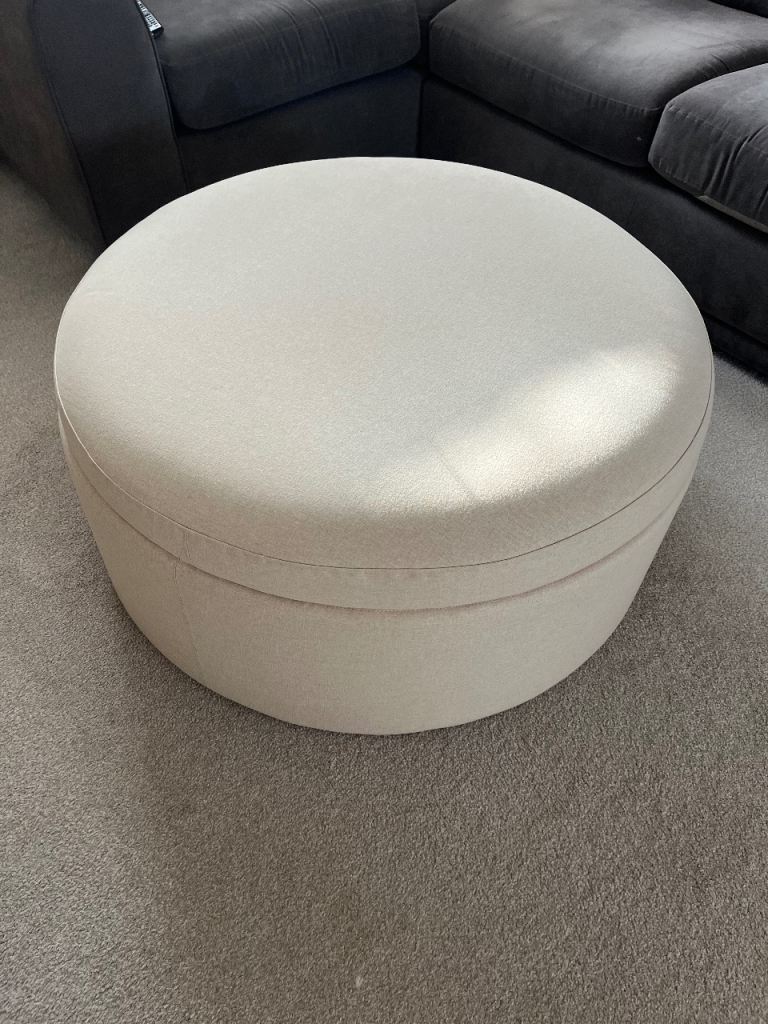 DUSK ROUND STORAGE POUFFE