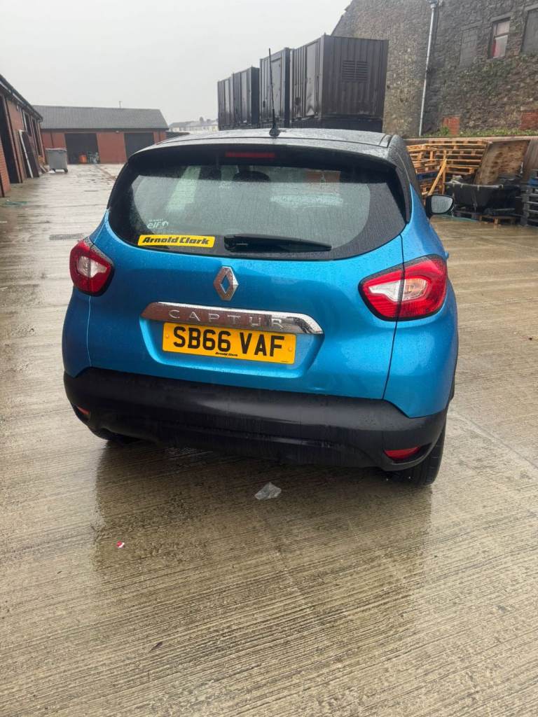 Renault, CAPTUR, Hatchback, 2016, Manual, 898 (cc), 5 doors