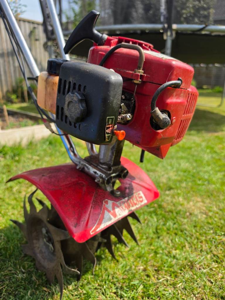 Mantis garden tiller rotavator