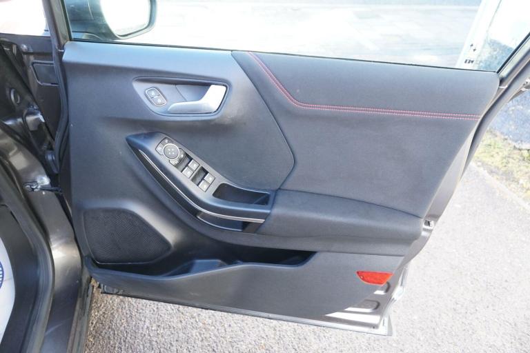 2020 Ford Puma 1.0T EcoBoost MHEV ST-Line Euro 6 (s/s) 5dr HATCHBACK Petrol Manual