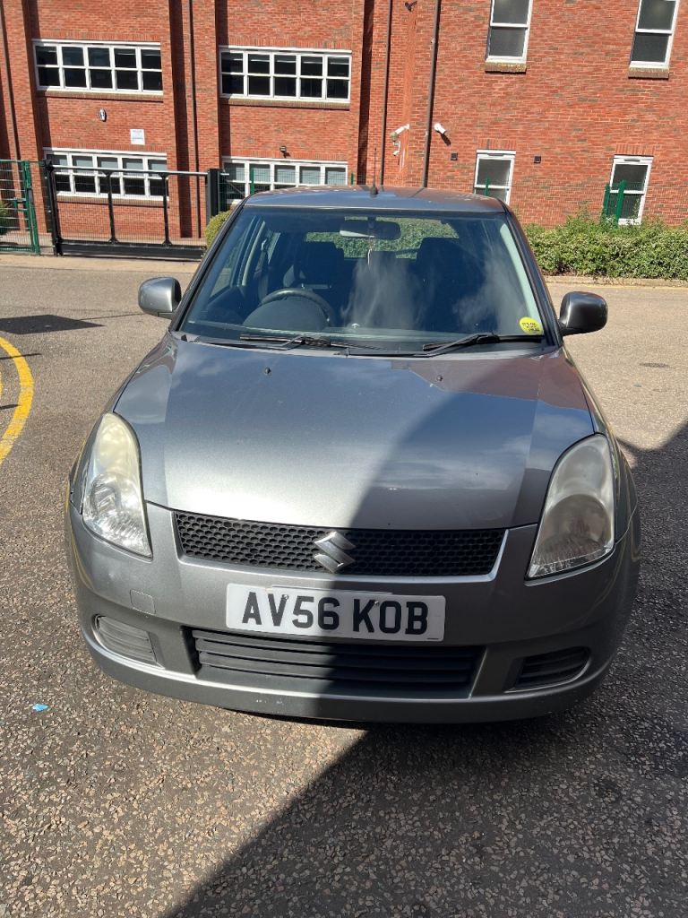 Suzuki, SWIFT, Hatchback, 2006, Manual, 1328 (cc), 5 doors