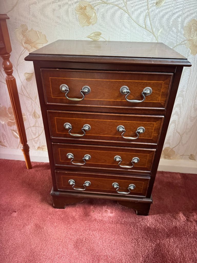 Reproduction cabinets 