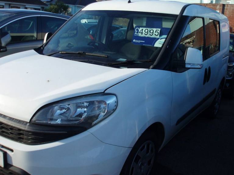 2015 15 FIAT DOBLO 2.0 MULTIJET ACTIVE COMBI VAN DOUBLE CAB 6DR DIESEL MANUAL L1