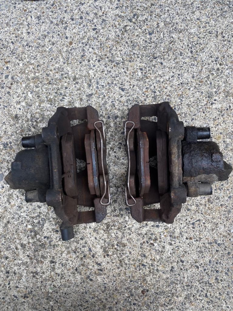 VW Golf MK4 Front Brake Calipers