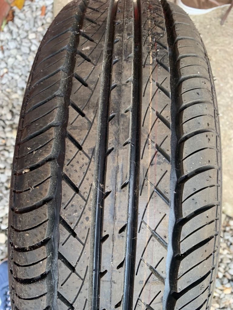 Caravan tyre 195/70/15