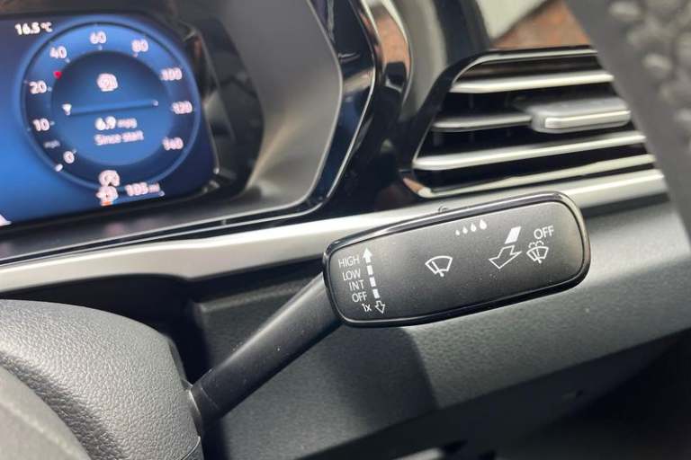 2025 Ford Transit Connect 220 Limited L1 SWB 2.0 EcoBlue 102ps Manual Panel Van Diesel Manual