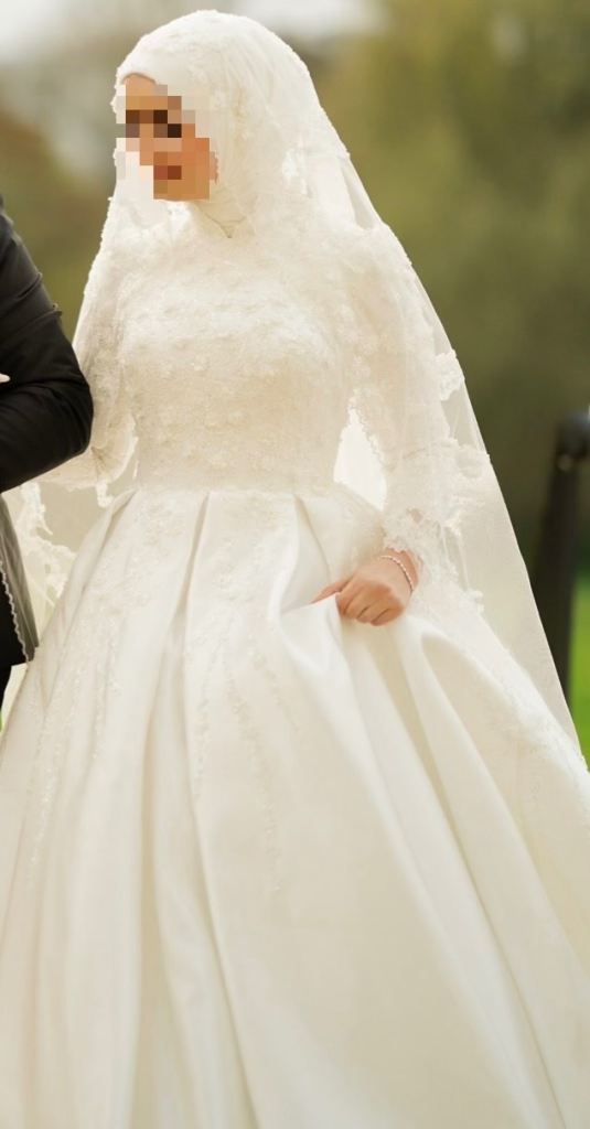 Wedding Dress – Size 8–10