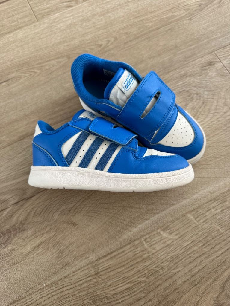 Adidas Kids Trainers size 27EU/9.5UK