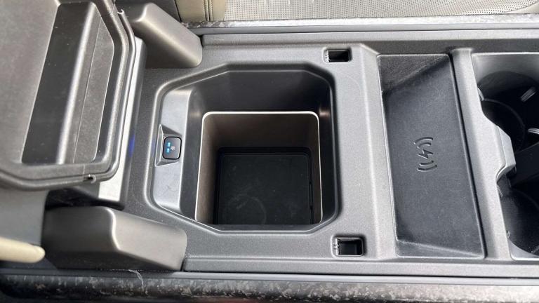 2025 Land Rover Defender 4.4 P635 Octa Edition One 110 5dr Auto SUV Petrol Automatic