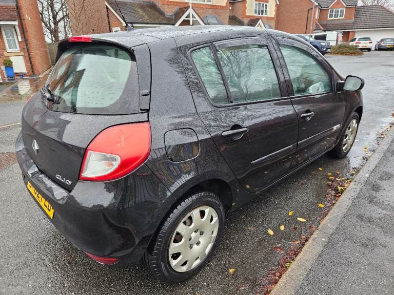 Renault Clio 2012 1.5 diesel 20 tax 93 k miles