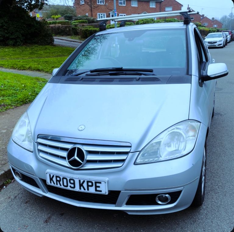 A class AUTOMATIC 10Month Mot great runner 2009 plate   