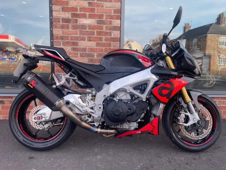 Aprilia Tuono rr 1100