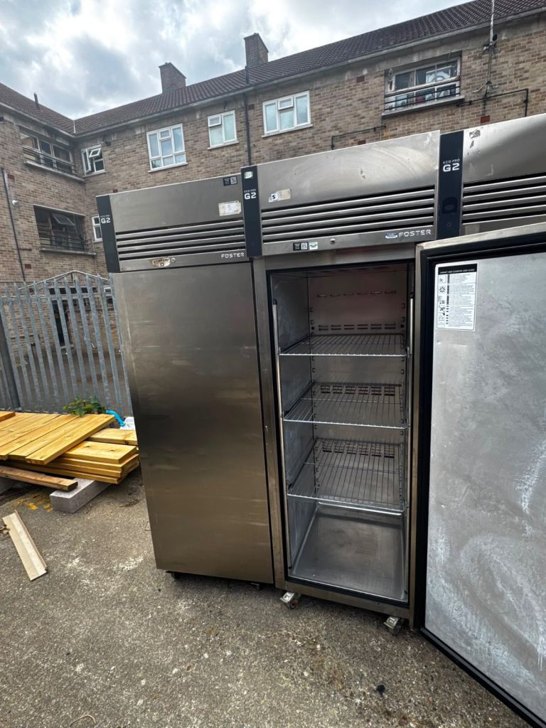 Commercial single door fridge foster Williams cafe shop restaurant takeaway 