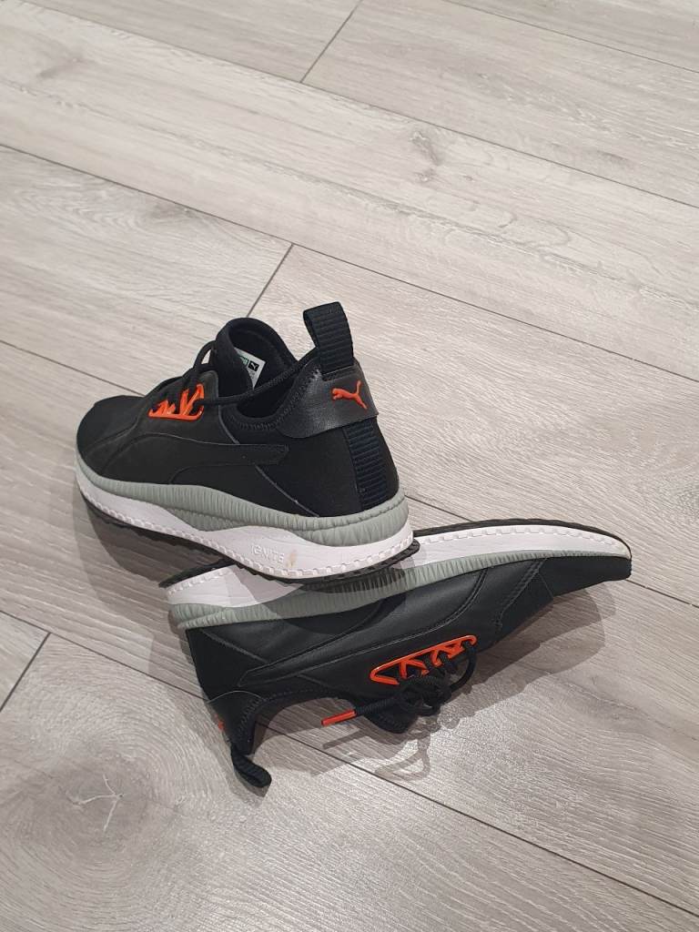 Puma Black Trainers with Bright Orange Details – UK 8, Excellent Condition
