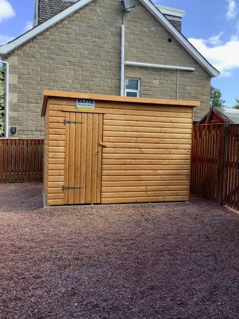 10x8 Pent 20mm Log effect 