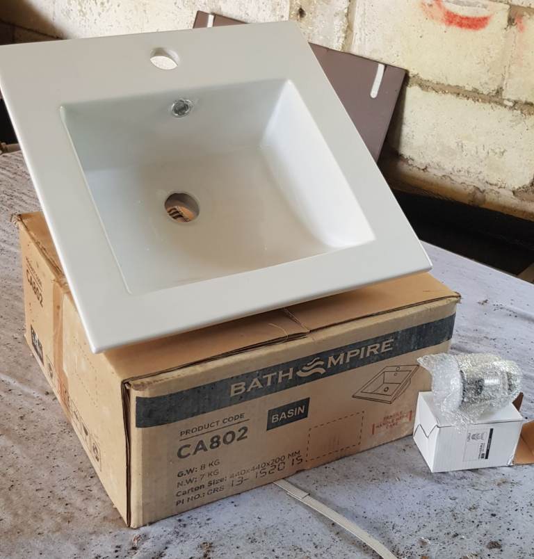 White Porcelain Basin with Stand and Mixer Tap