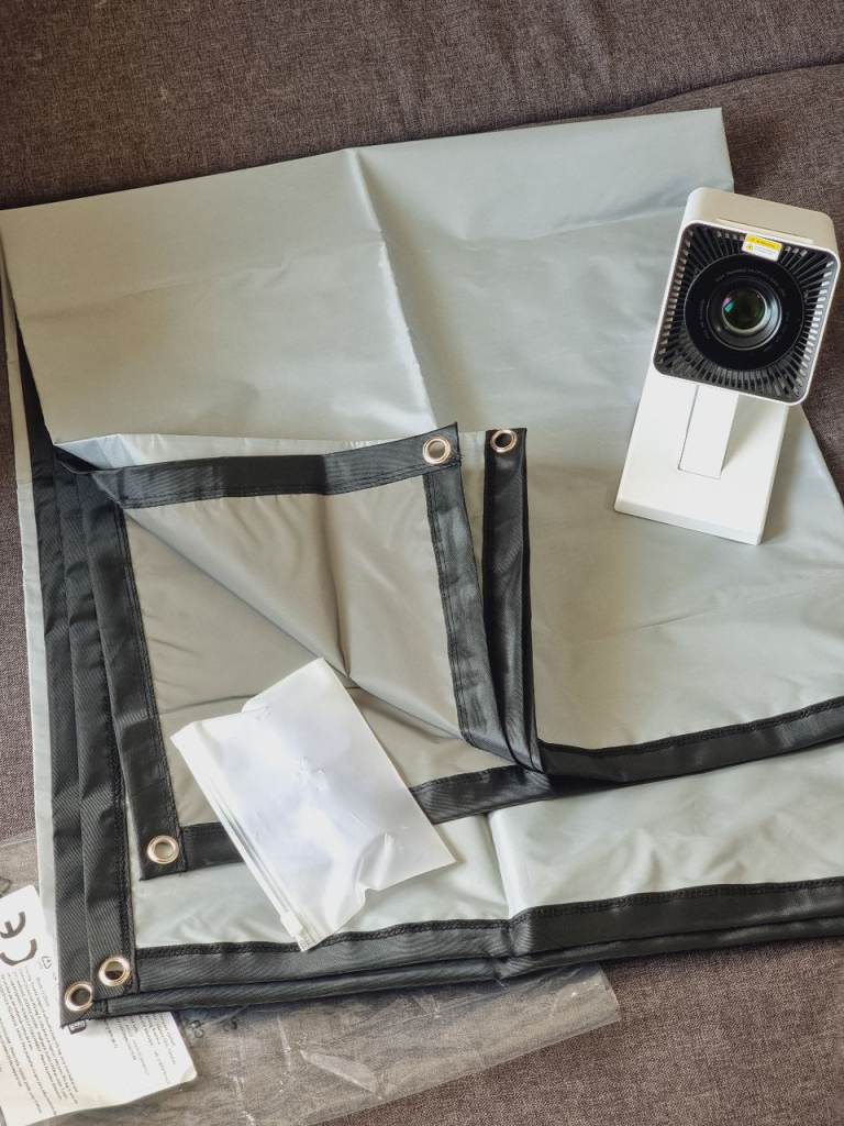 92-Inch 4k Anti-Light Projector Screen, with Hanging Hooks