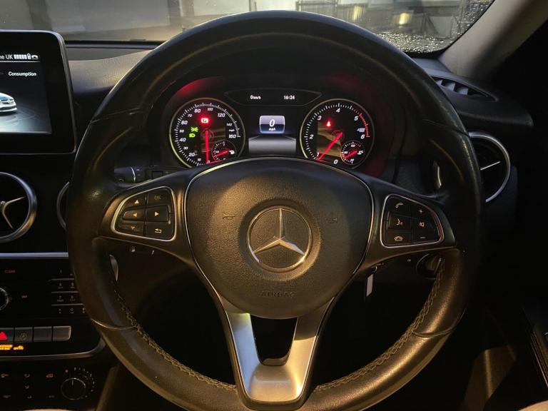 2017 Mercedes-Benz A-Class 1.5 A180d SE Euro 6 (s/s) 5dr HATCHBACK Diesel Manual