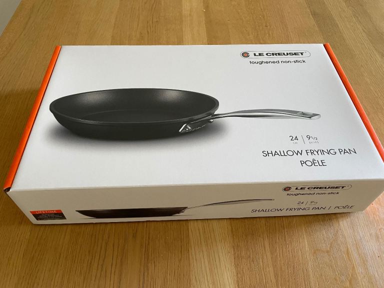 New Le Creuset 24cm Shallow Frying Pan – Toughened Non-Stick