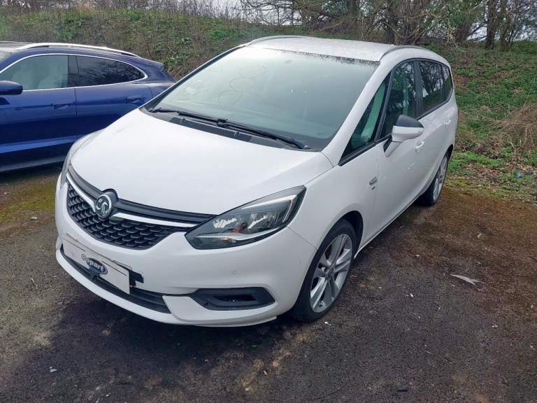 BREAKING VAUXHALL ZAFIRA 1.4 PETROL 2017 STOCK NUMBER ZY87