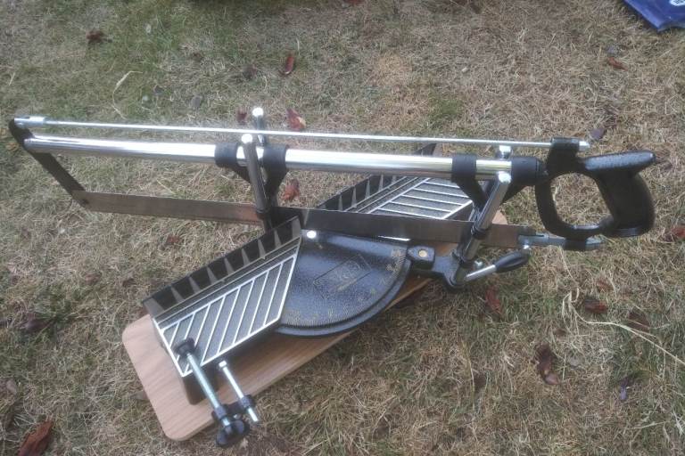 Mitre Saw - manual