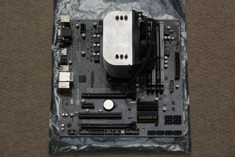 AMD A8-7650K, Micro ATX Motherboard And Either 16GB or 32GB Of RAM - £45 (16GB) / £75 (32GB)