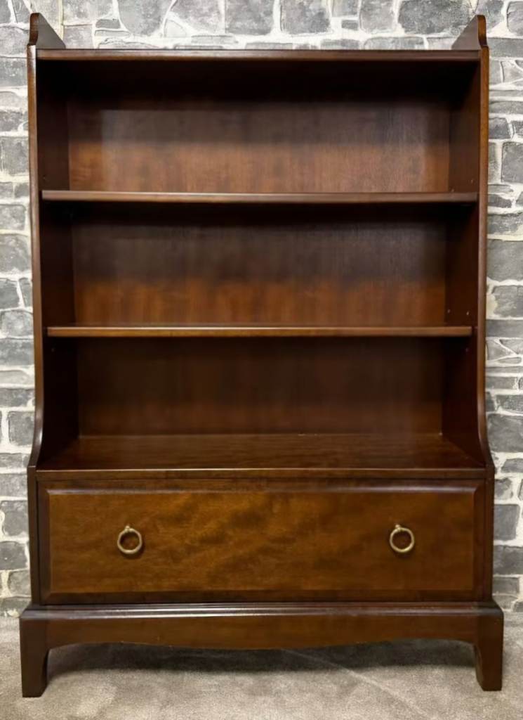 Vintage Stag Minstrel Bookcase 