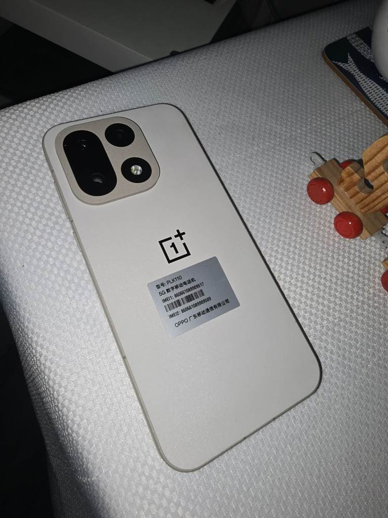 OnePlus 15 Sand Storm 256GB Unlocked