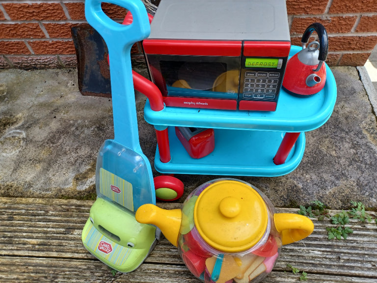 Childs kitchen accessory bundle