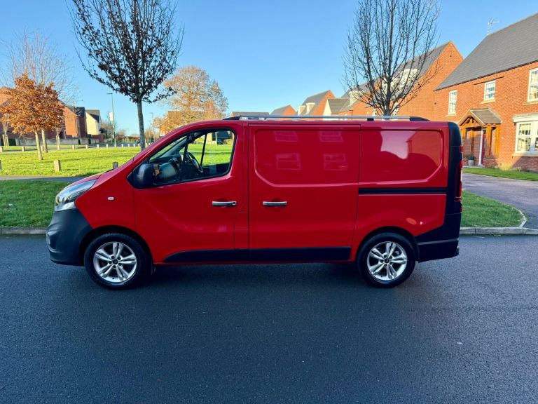 2015 Vauxhall Vivaro 1.6 dci 12 Months Mot EcoFlex Alloys Same Renault Trafic Clean 