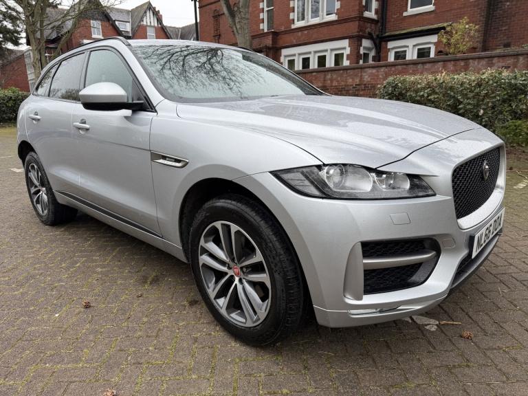 JAGUAR F-PACE 2.0 D180 R-Sport 2016