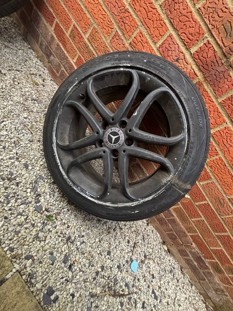 Mercedes alloy and new tyre