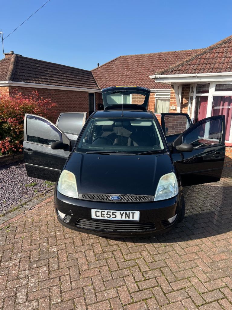 Ford, FIESTA, Hatchback, 2005, Manual, 1388 (cc), 5 doors