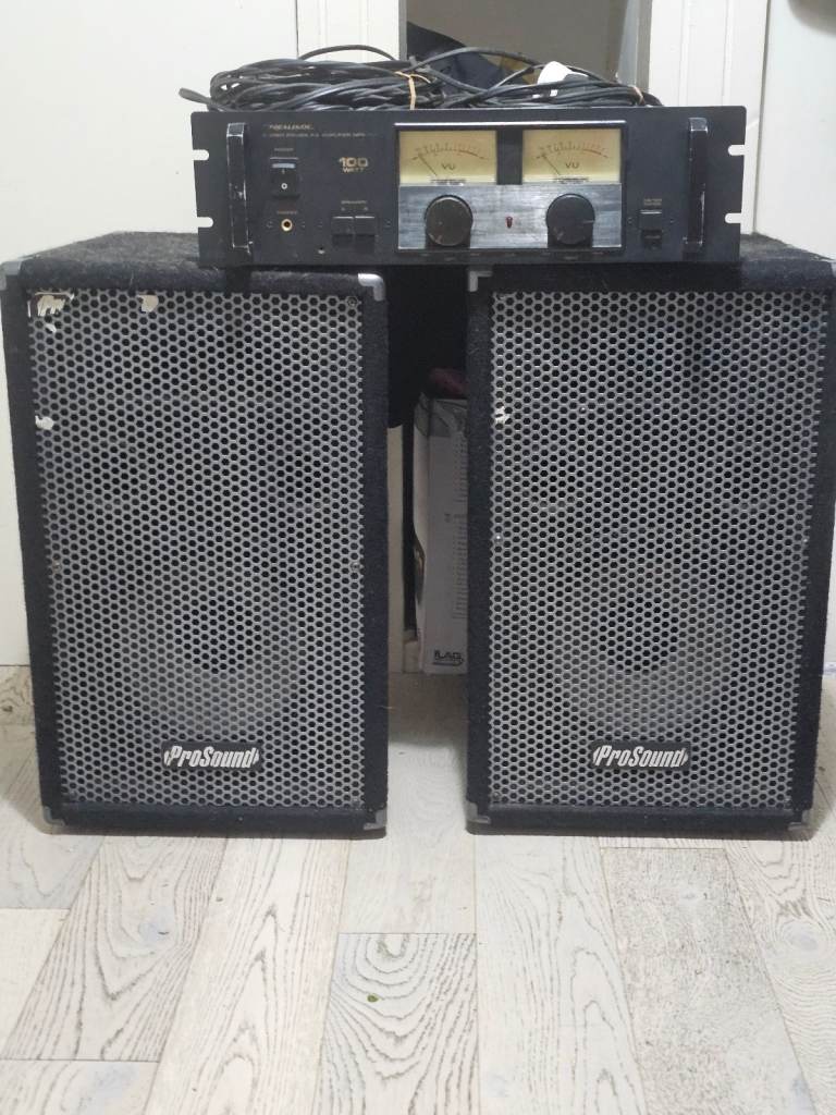 COMPLETE FULLY WORKING P.A SYSTEM ,PLEASE BELOW