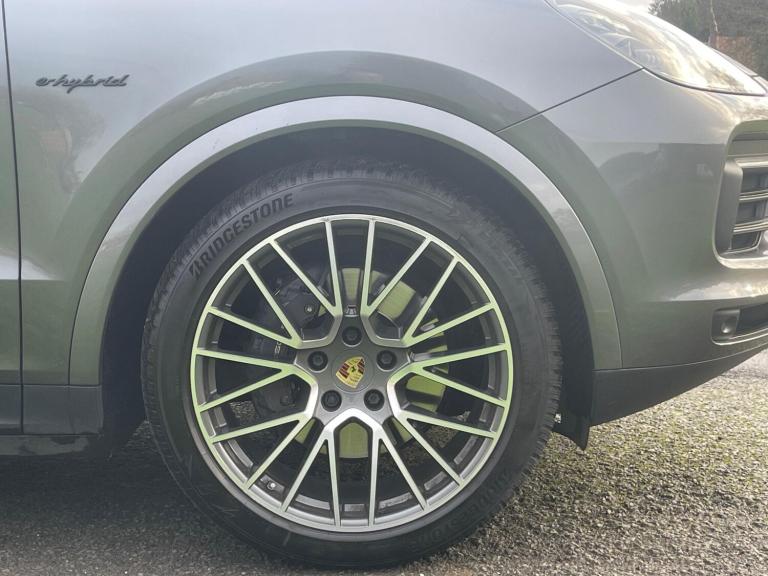 2019 Porsche Cayenne E-Hybrid 5dr Tiptronic S COUPE PETROL/ELECTRIC Automatic