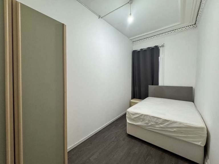 Double Room Next to Victoria Road – Govanhill G42 – Bills Inc – £500