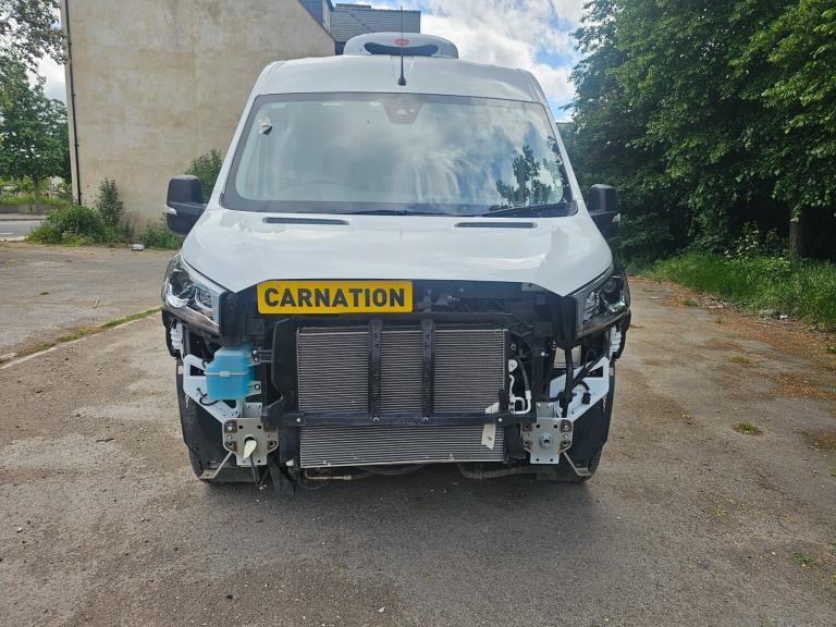 2025 Maxus Deliver 9 2.0 D20 150 High Roof Van Fridge Damage Repairable Van PANEL VAN Diesel Manual