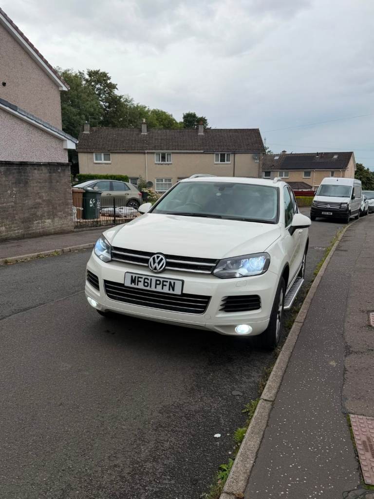 Volkswagen, TOUAREG, Estate, 2011, Semi-Auto, 2967 (cc), 5 doors