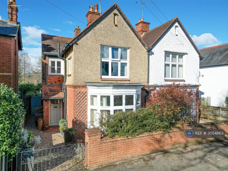3 bedroom house in Harrogate Road, Reading, RG4 (3 bed) (#3054863)