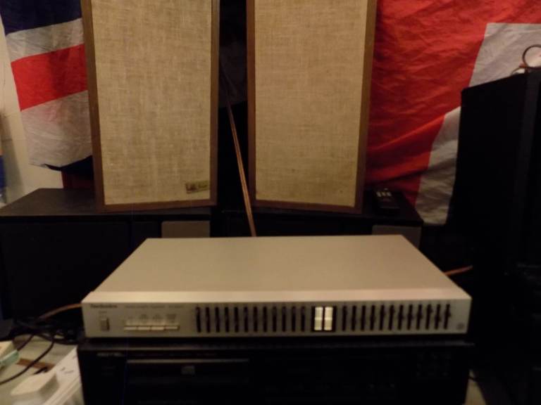 TECHNICS SH-8045 Stereo Graphic HiFi Separate EQ Equaliser