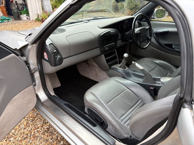 Porsche, BOXSTER, Convertible, 1999, Manual, 2480 (cc), 2 doors