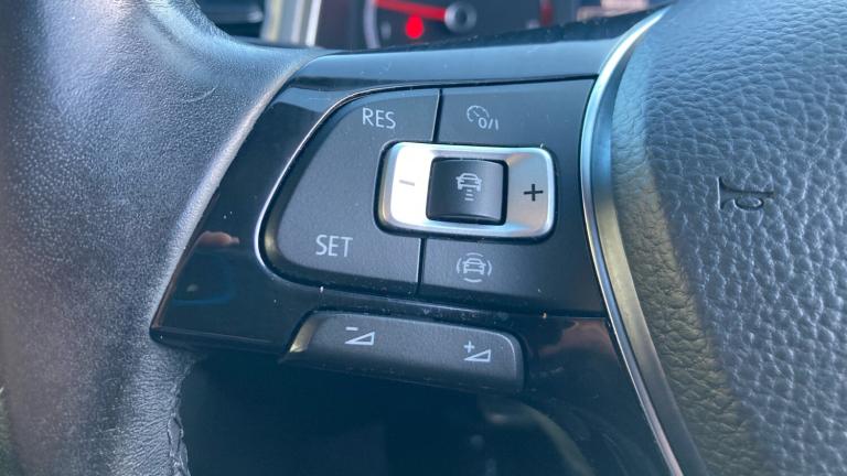 2020 Volkswagen T-Roc 1.0 TSI SE 5dr Petrol Hatchback Hatchback Petrol Manual