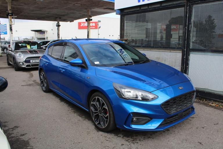 2019 Ford Focus 1.0T EcoBoost ST-Line X Euro 6 (s/s) 5dr HATCHBACK Petrol Manual