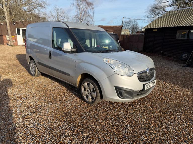 2017 Vauxhall Combo 2000 1.3 CDTI 16V 95ps H1 Sportive Van Euro 6 PANEL VAN DIESEL Manual