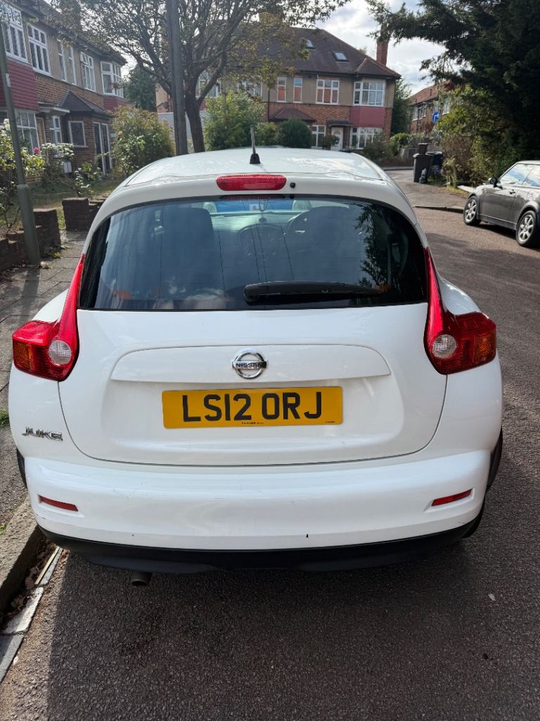 Nissan, JUKE, Hatchback, 2012, Manual, 1598 (cc), 5 doors