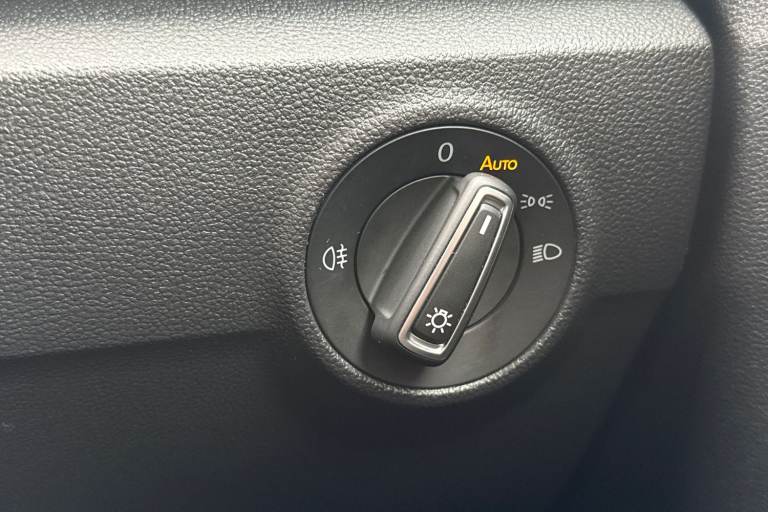 2019 Volkswagen T-Roc 1.6 TDI SE 5dr SUV Manual