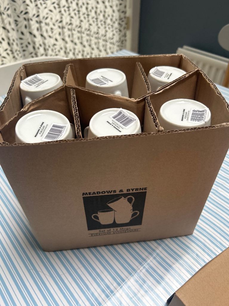 BNIB Set of 12 Meadow & Byrne Mugs