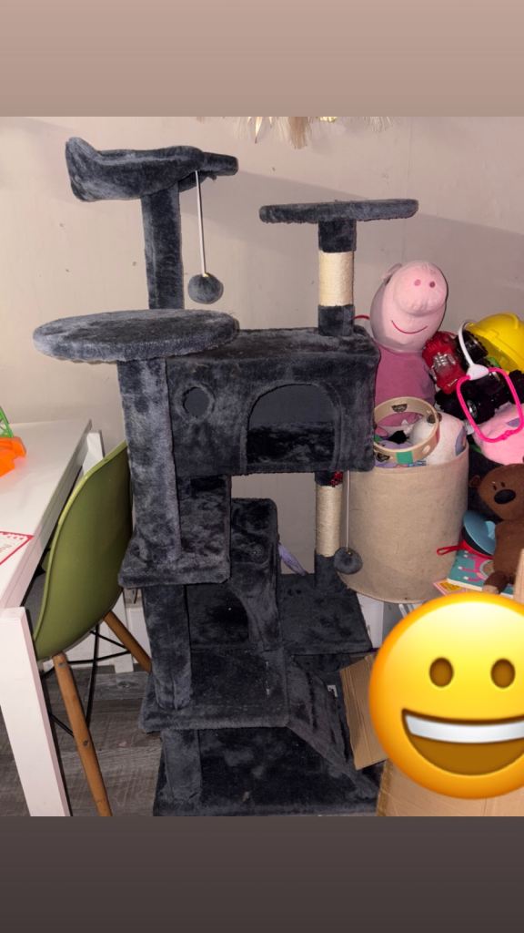 Cat tree
